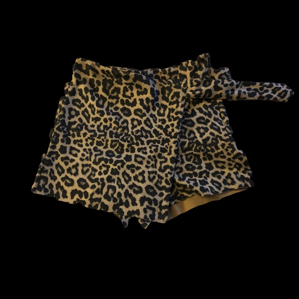 Zara Leopard Print Skort